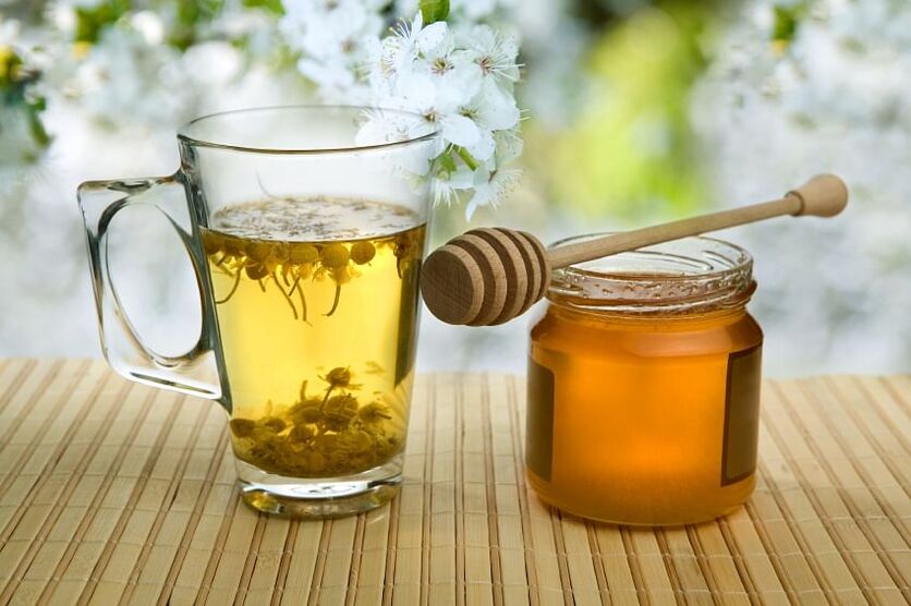 çaj bimor me mjaltë për parazitët